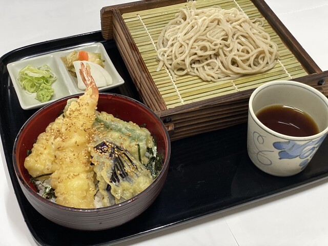 二丸屋武蔵亭（にまるやむさしてい） - 西若松（そば）の写真