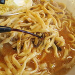 ラーメン二郎 - 赤酢投入～♪