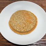 佐々木製菓 - 名代厚焼（白ゴマ）