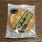 佐々木製菓 - 名代厚焼（アーモンド）