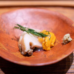 肉割烹 上 - 煮鮑 房州 余市塩水雲丹 八代青海苔