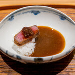 肉割烹 上 - カツカレー ヒレカツ 玉葱ソース