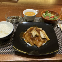 新橋 鉄板焼 ぷらちな FISH&MEAT - 