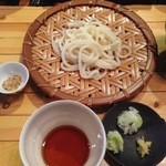 蕎房 猪口屋 - ざるうどん、ハーフ