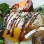 Hygge - 201210 Hygge　お魚のランチ（カジキのポワレアンチョビソース）メイン　拡大.jpg