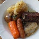 Hygge - 201210 Hygge　お肉のランチ（豚バラのシュークルート）メイン.jpg