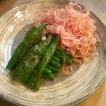 余志屋 - シシトウを炭で焼いてくれました