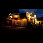 焼鳥 一文銭 - お店の外観です。