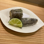 島津 - メヒカリ
      水分がうまく抜けてパリッとした皮、中はホワホワジュワジュワの身
      酒が進みまくり