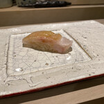 島津 - 天草　白甘鯛
      ファーストバイトはシャリにときめいちゃう