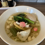 Ramen Dorasena - 「真鯛と春の旬菜の塩ら～麺」990円