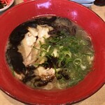 Hakata Ramen Shoufuku - 黒ラーメン　750円(税込)