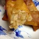 中華料理　幸莱 - 春巻き内部！（食べかけでゴメンなさい）