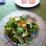 Il Giglio - ランチのサラダと自家製パン