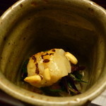 お料理 宮本 - ☆炙り帆立と菊菜のお付き出し☆