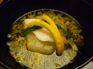Miyamoto - ☆煮物椀は鯛と冬瓜…菊の花がキラリ（≧▽≦）/～♡☆