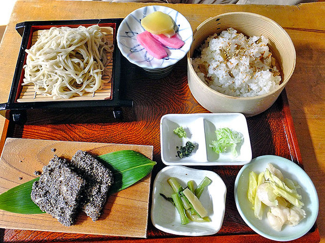 閉店 山びこ山荘 檜枝岐村その他 そば 食べログ