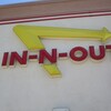 In-N-Out Burger - 外観写真: