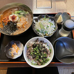 松阪牛たんど - 冷麺＆牛肉そぼろ丼定食