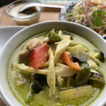 キンカーオ - グリーンカレーは具沢山