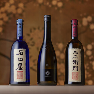 与特别的时间相称，精选葡萄酒和日本酒一起享用