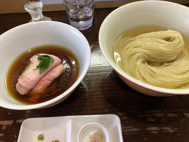 らあめん サンド 青山 ラーメン 食べログ らあめん サンド 青山 ラーメン 食べログ