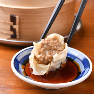 自家製シュウマイをはじめとする豊富なメニューをお手頃価格で！