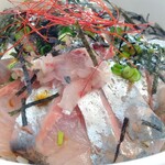 ぐっさん - どんちっち鯵