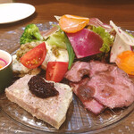 ビストロ バキュース - 