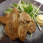 独楽寿司 - まぐろステーキ焼き385円