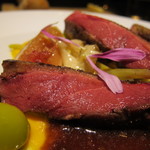 エクアトゥール - 青首鴨のロースト ショウガとエシャロットのソース