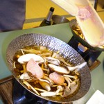 青山やまと - 茸くらべ　　占地茸、舞茸、茶榎木茸、椎茸、ほうき茸、桜海老つみれ