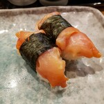 寿司一心 - 赤貝。500円かな？　コリコリ美味しい。