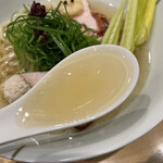 饗 くろ喜 - 出汁の厚いスープ