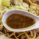 自家製麺 まさき - 【2021.6.22】豚魚スープ。