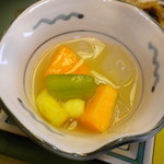 青山やまと - 朝食　アロエ、夕張メロン、パインの蜂蜜漬け