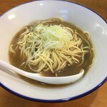 らぁめん家 有坂 - かけそば食べ比べで淡いほうから