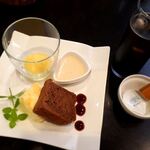 ステーキ・洋食のTANTO屋 - デザートとドリンク　2021.6