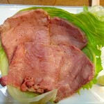 もつ焼 まるい - 黒タン刺