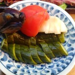 もつ焼 まるい - おしんこ