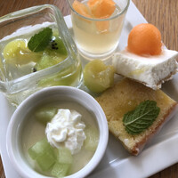 AWkitchen TOKYO 新丸ビル店 - メロンゼリー系、メロンケーキ