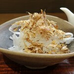 桶家乃隠居 - オニオンスライス宗田節盛