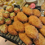 ベーカリー＆テーブル 東府や 足湯カフェ - 人気№２　米粉のカレーパン