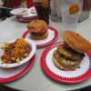 JOHNNY ROCKETS - 料理写真: