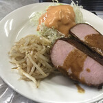 レストランばーく - ハムカツ定食（ハーフ 750円）