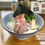 ・特製煮干そば 白醤油 960円/税込