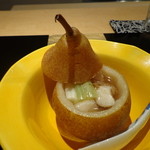 野嵯和 - あづき鱒の蒸し物（器はラ・フランス）