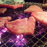 炭火焼肉　まるじゅう - なかなかのお肉