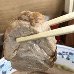 とらや分店 村田や - 小さめだがその分厚めのバラ
      