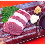 Horse sashimi (assorted red meat)